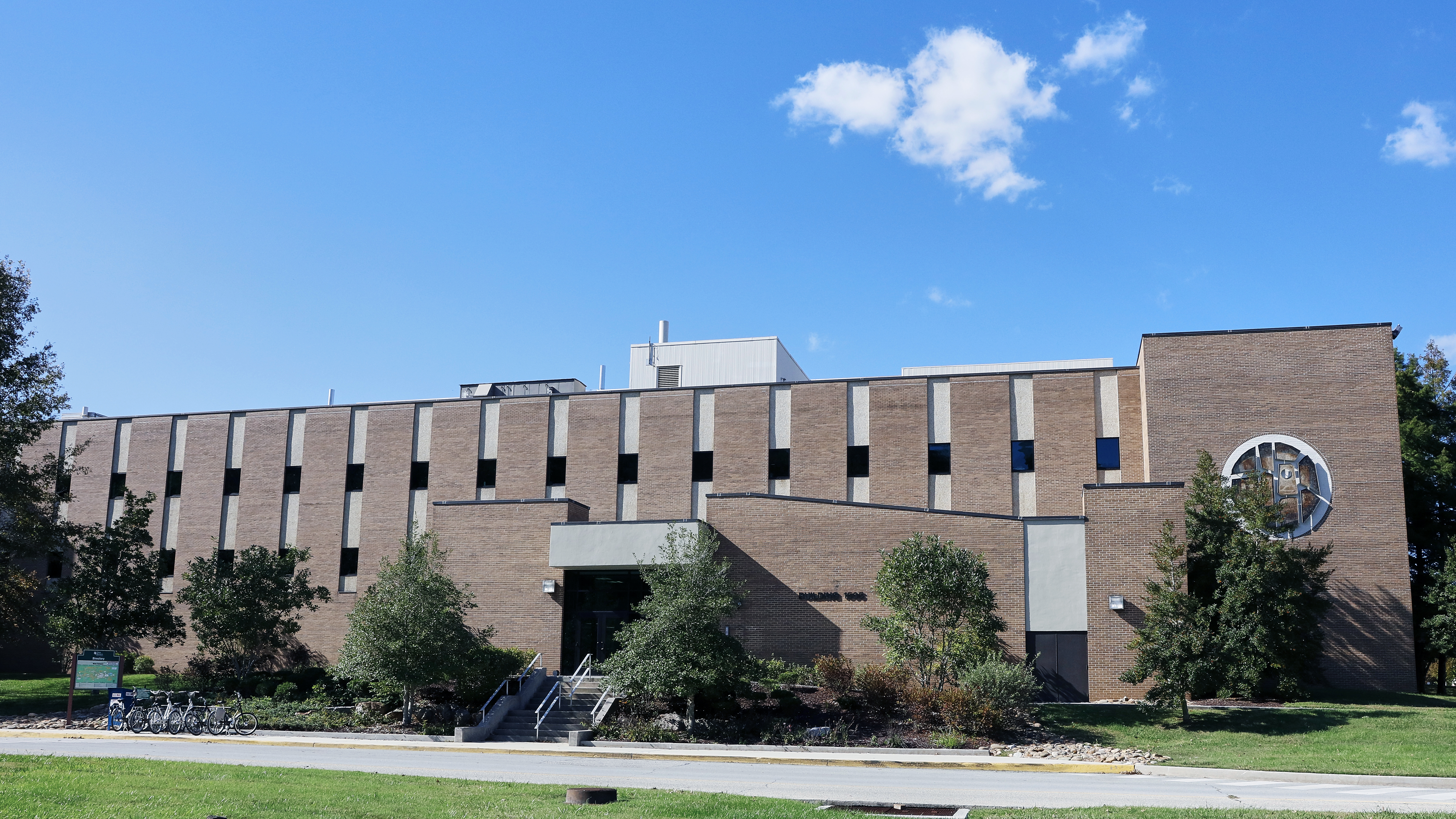 Environmental Sciences Laboratory (49720423332).jpg